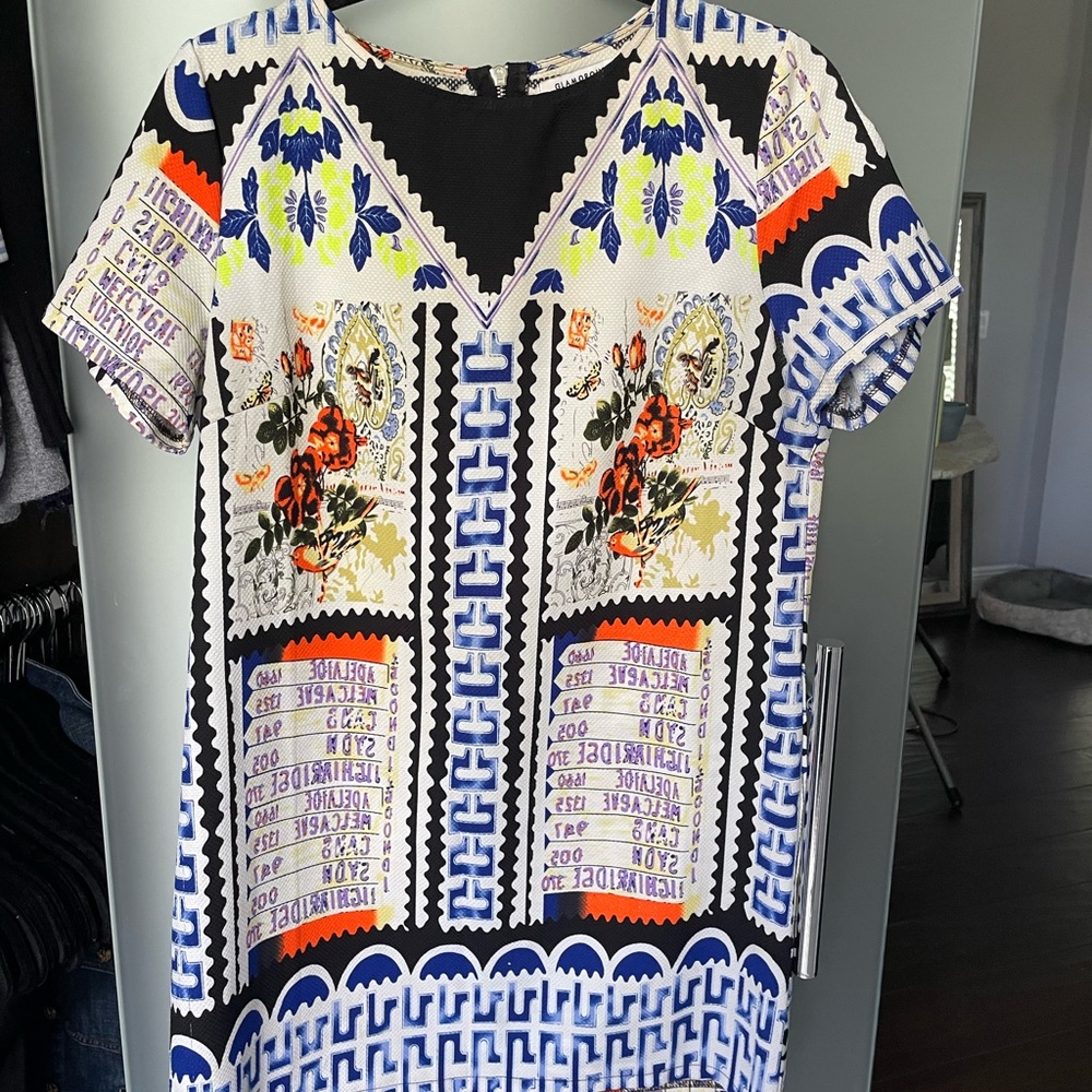 TopShop, GLAMOUR | Oriental Shift Dress